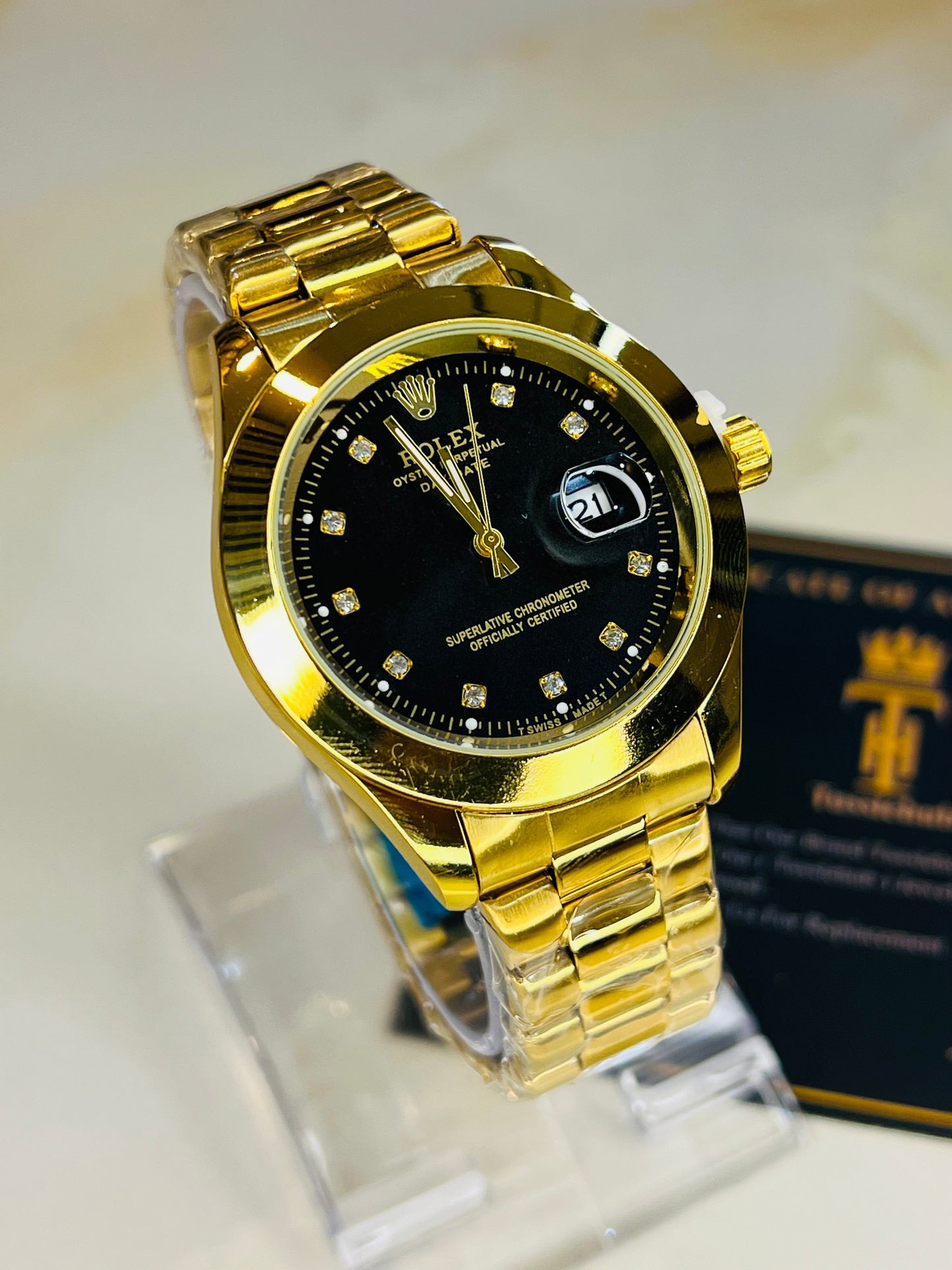 Date Just Gold Black Plain Bezel Watch
