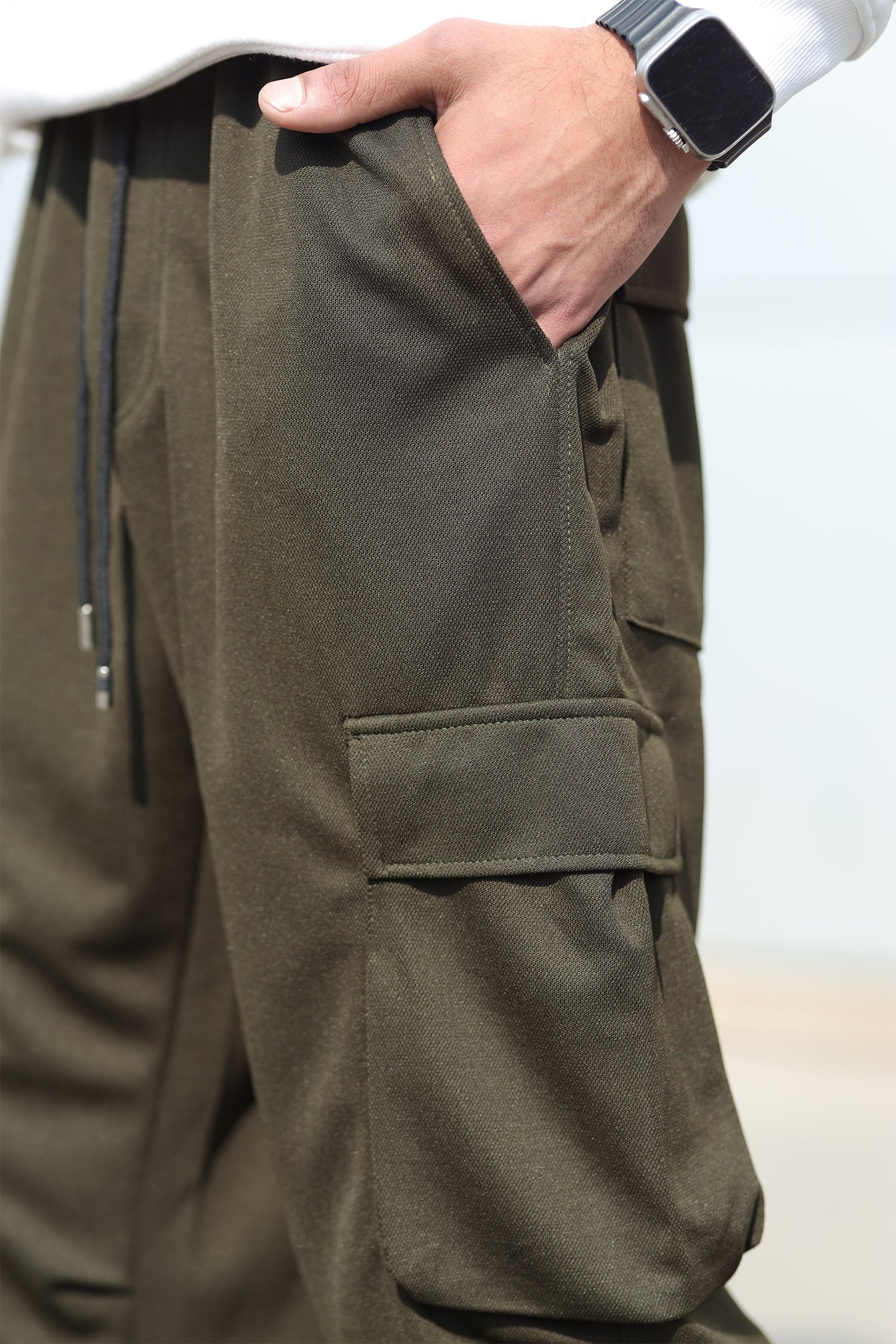 6 Pockets Loose Bottom Imported Pk Cotton Baggy Trouser In Olive